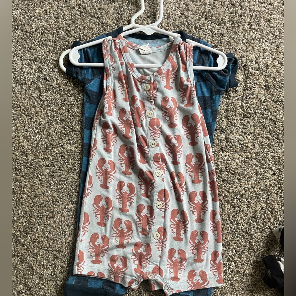 Kate Quinn Lobster Print Bodysuit - Gray and Red